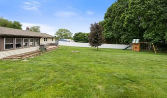 139 Contour Dr, Cheshire, CT 06410