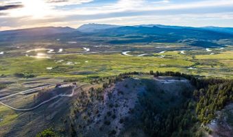 1872 ST HWY 352, Cora, WY 82925