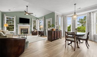 226 Adams Pointe Blvd 1, Adams Twp., PA 16046