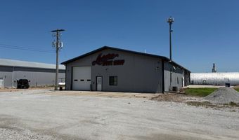 316 1st St, Aurora, NE 68818