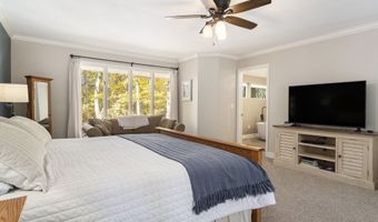 7160 River Valley Dr SE, Alto, MI 49302