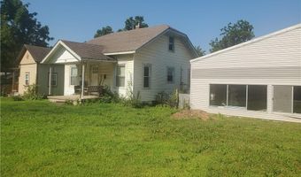 636 N Main St, Ottawa, KS 66067
