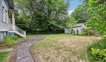 526 N IVY St, Arlington, VA 22201