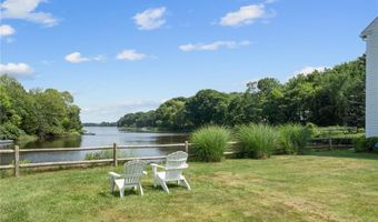 40 Web Ave 221, North Kingstown, RI 02852