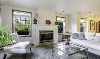 833 Cobblestone Ct, Ashland, OR 97520