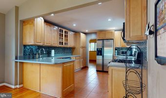 38 WARD Ave, Audubon, NJ 08106