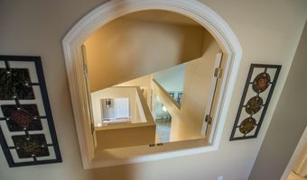 5401 Pinnacle Ct, Ann Arbor, MI 48108