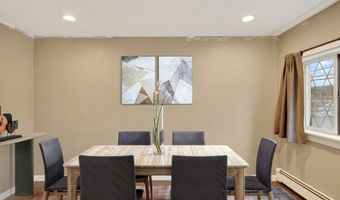 279 S Main St, Athol, MA 01331