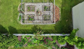 382 Hewitt Rd, Bristol, VT 05443