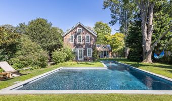 30 Hand Ln, Amagansett, NY 11930