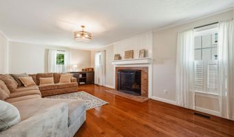 404 Big Bend Rd, Barboursville, WV 25504