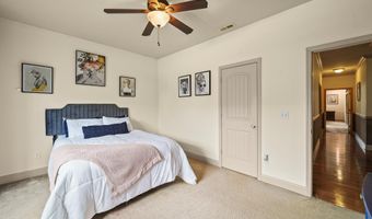 109 Dewfield Ln, Boiling Springs, SC 29316