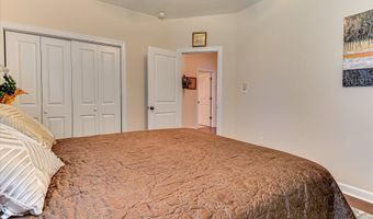 2072 Manchester St, Beech Island, SC 29842