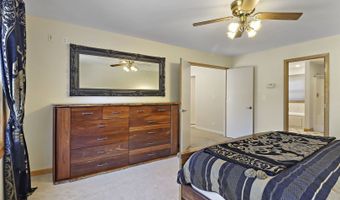 765 N Central Ave, Addison, IL 60101