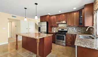 8761 Menkar Rd, San Diego, CA 92126