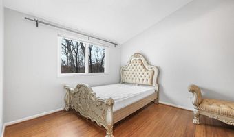 8228 TRIPLE CROWN Rd, Bowie, MD 20715