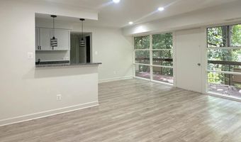 4211 AMERICANA Dr 102, Annandale, VA 22003