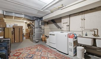 2 BELLEMORE Rd, Baltimore, MD 21210