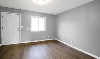 1330 W Waterloo Rd, Akron, OH 44314