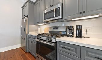 307 Saint George St, Bay St. Louis, MS 39520