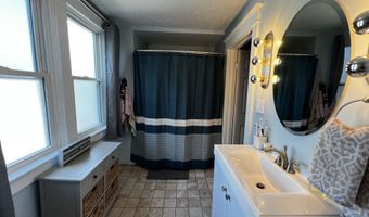 215 N Main St, Batesville, IN 47006