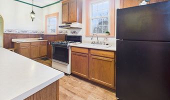 201 E 38th St, Anderson, IN 46013