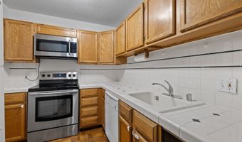 12840 SE 40th Court C5, Bellevue, WA 98006