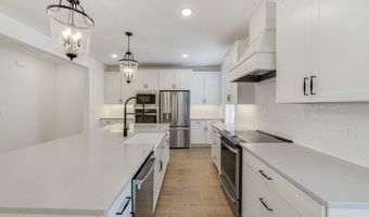 1974 Risby Aly, Orlando, FL 32803