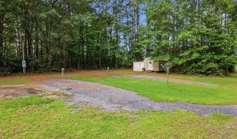7775 Peacock Rd, Baker, FL 32531