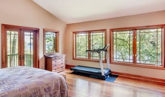 4350 River Rd S, Afton, MN 55001