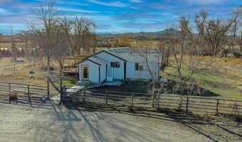 6 Corbett Rd, Cody, WY 82414