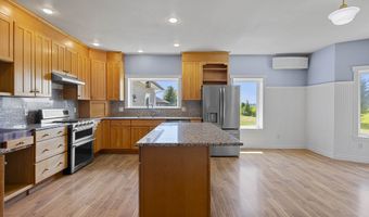 6340 Chuckanut Dr, Bow, WA 98232