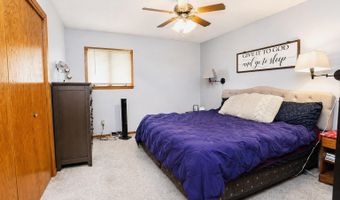 816 12th Ave, Aberdeen, SD 57401