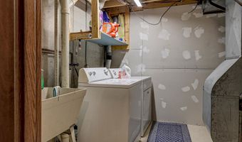 1002 S COVENANT Ln, Appleton, WI 54915