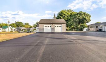 123 Mount Hope Ave, Bangor, ME 04401