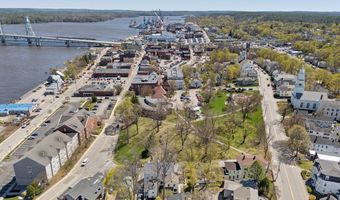 11 Linden St, Bath, ME 04530