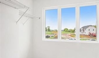 71649 Hidden River Dr, Armada, MI 48005