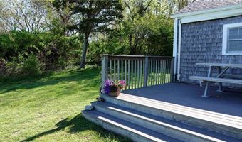 24 Point Meadows Rd, Little Compton, RI 02837