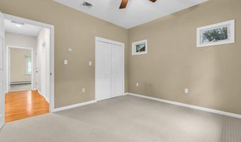 10 Greenwood Pl, Middletown, NJ 07748