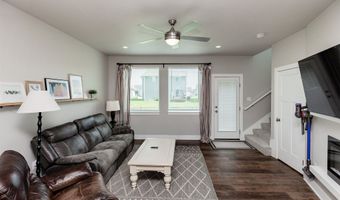 4018 NE 5th St, Ankeny, IA 50021