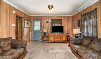 210 Lincoln St, Badin, NC 28009