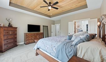 6264 Deer Hollow Rd, Auburn, IN 46706