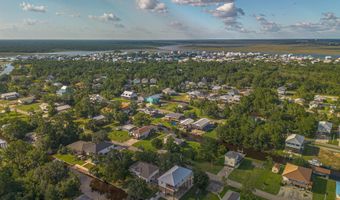 4059 Robin St, Bay St. Louis, MS 39520