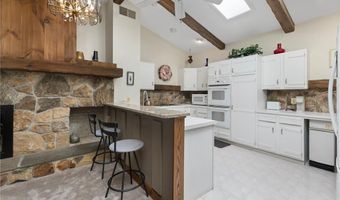 103 Rollingwood Dr, North Kingstown, RI 02852