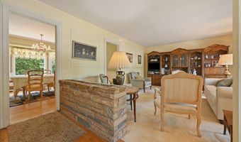 40 Bayview Ave, Amityville, NY 11701