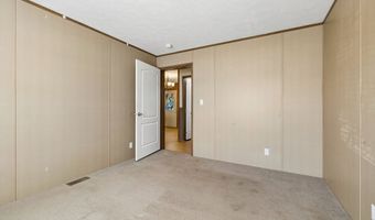 89 Poplar Dr, Beech Grove, TN 37018