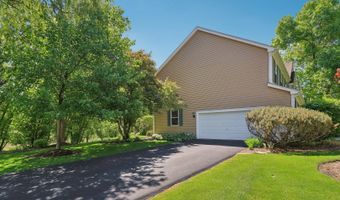 305 BUCKINGHAM Dr, Algonquin, IL 60102