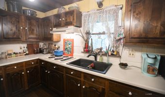74521 Lively Ridge Rd, Albany, OH 45710