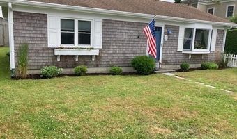 39 Grafton St, Newport, RI 02840