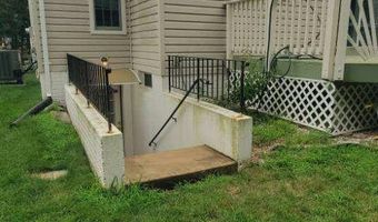 20709 RAINSBORO Dr, Ashburn, VA 20148